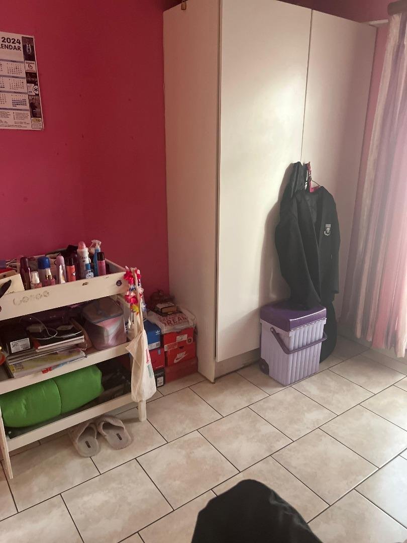 5 Bedroom Property for Sale in Potchefstroom South North West
